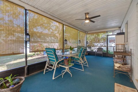 House in Saint Petersburg, Florida 2 bedrooms, 94.57 sq.m. № 2196999 - photo 20