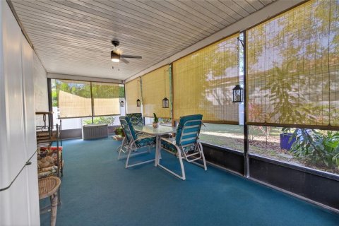 House in Saint Petersburg, Florida 2 bedrooms, 94.57 sq.m. № 2196999 - photo 19