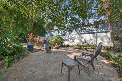 House in Saint Petersburg, Florida 2 bedrooms, 94.57 sq.m. № 2196999 - photo 21