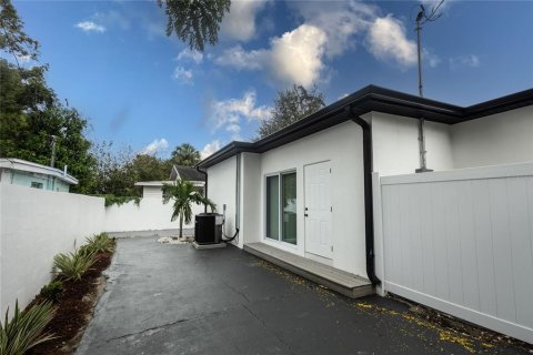 Villa ou maison à louer à Tampa, Floride: 3 chambres, 124.49 m2 № 2405491 - photo 22