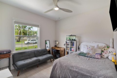 Casa en venta en Newberry, Florida, 3 dormitorios, 184.88 m2 № 1746660 - foto 16