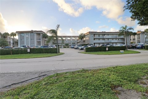 Copropriété à louer à Boca Raton, Floride: 2 chambres, 92.9 m2 № 1856843 - photo 2