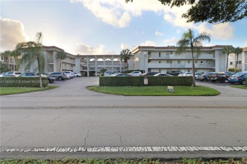 Copropriété à louer à Boca Raton, Floride: 2 chambres, 92.9 m2 № 1856843 - photo 3