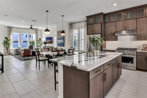 Touwnhouse à vendre à Orlando, Floride: 3 chambres, 193.7 m2 № 1908706 - photo 5