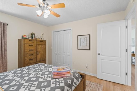 House in The Villages, Florida 3 bedrooms, 189.89 sq.m. № 1789401 - photo 29