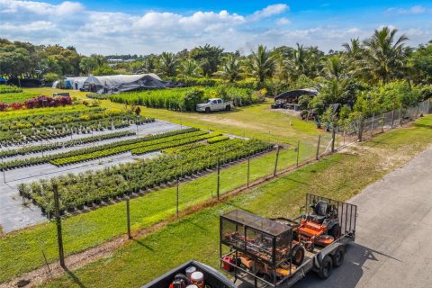 Купить земельный участок в Хомстед, Флорида № 1993959 - фото 14