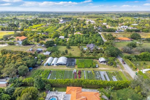 Купить земельный участок в Хомстед, Флорида № 1993959 - фото 17
