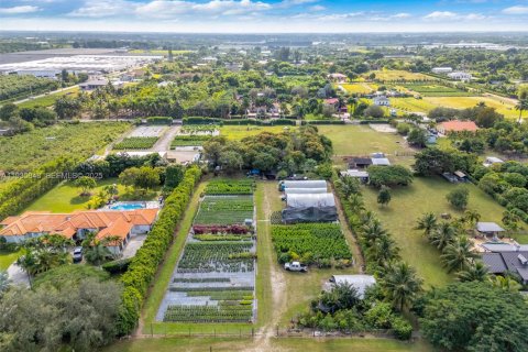 Купить земельный участок в Хомстед, Флорида № 1993959 - фото 12