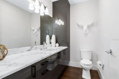Copropriété à vendre à Sarasota, Floride: 3 chambres, 337.24 m2 № 2094362 - photo 27