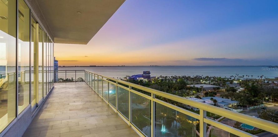 Condo à Sarasota, Floride, 3 chambres  № 2094362