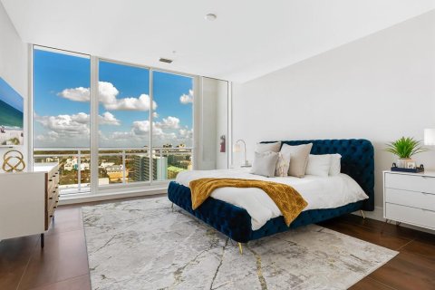 Copropriété à vendre à Sarasota, Floride: 3 chambres, 337.24 m2 № 2094362 - photo 28