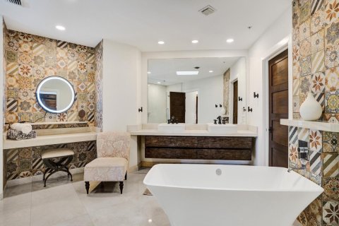 Copropriété à vendre à North Miami Beach, Floride: 4 chambres, 375.88 m2 № 2158506 - photo 28