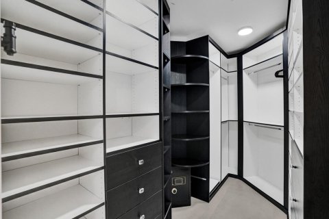 Copropriété à vendre à North Miami Beach, Floride: 4 chambres, 375.88 m2 № 2158506 - photo 30