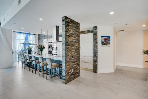 Copropriété à vendre à North Miami Beach, Floride: 4 chambres, 375.88 m2 № 2158506 - photo 8