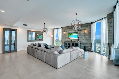 Copropriété à vendre à North Miami Beach, Floride: 4 chambres, 375.88 m2 № 2158506 - photo 10