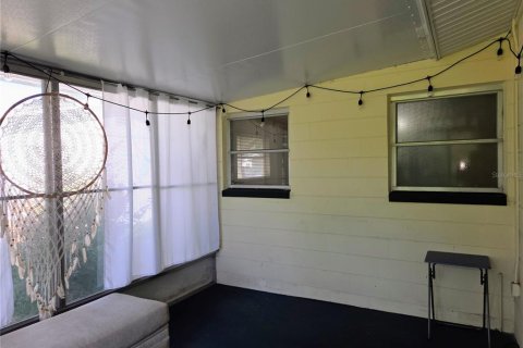 Casa en alquiler en Saint Petersburg, Florida, 2 dormitorios, 70.23 m2 № 2099939 - foto 25