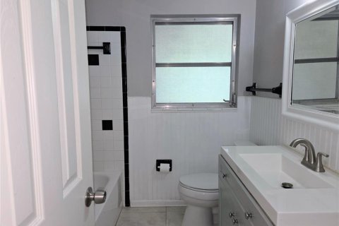 Casa en alquiler en Saint Petersburg, Florida, 2 dormitorios, 70.23 m2 № 2099939 - foto 20