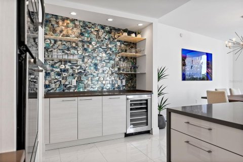 Condominio en alquiler en Saint Petersburg, Florida, 2 dormitorios, 175.96 m2 № 1911749 - foto 20