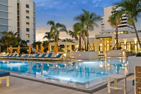 Condominio en alquiler en Saint Petersburg, Florida, 2 dormitorios, 175.96 m2 № 1911749 - foto 9