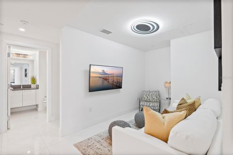 Condominio en alquiler en Saint Petersburg, Florida, 2 dormitorios, 175.96 m2 № 1911749 - foto 30