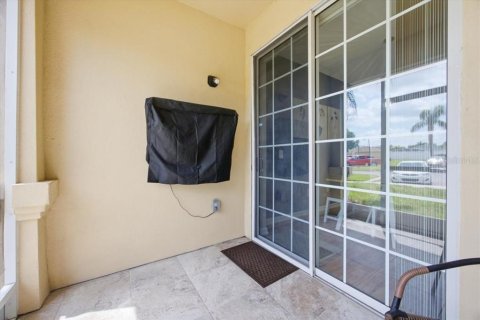 Condo in Davenport, Florida, 3 bedrooms  № 2217652 - photo 24