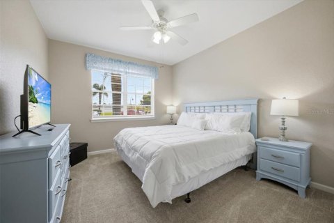 Condo in Davenport, Florida, 3 bedrooms  № 2217652 - photo 18