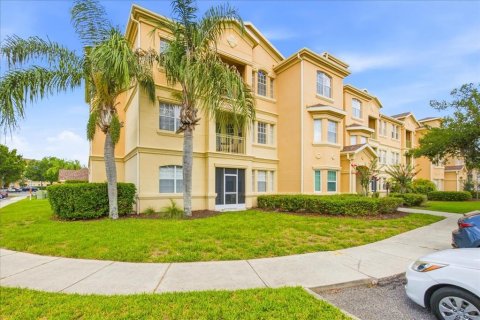 Condo in Davenport, Florida, 3 bedrooms  № 2217652 - photo 2