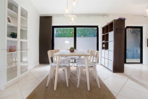 Touwnhouse à louer à Weston, Floride: 3 chambres, 154.68 m2 № 2062551 - photo 27