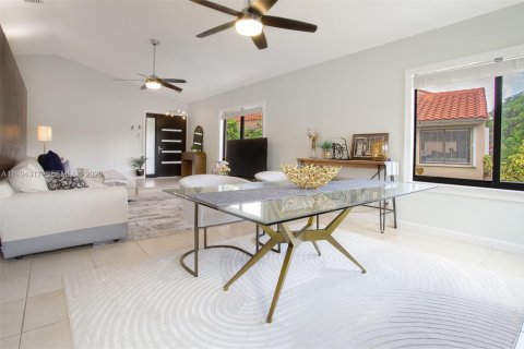 Touwnhouse à louer à Weston, Floride: 3 chambres, 154.68 m2 № 2062551 - photo 25