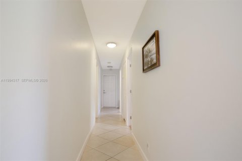 Touwnhouse à louer à Weston, Floride: 3 chambres, 154.68 m2 № 2062551 - photo 4