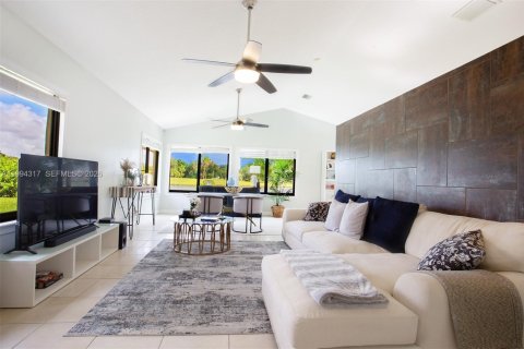 Touwnhouse à louer à Weston, Floride: 3 chambres, 154.68 m2 № 2062551 - photo 22