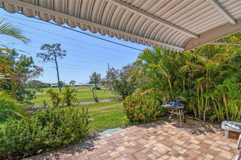 Condominio en venta en Pinellas Park, Florida, 2 dormitorios, 153.2 m2 № 1638317 - foto 28