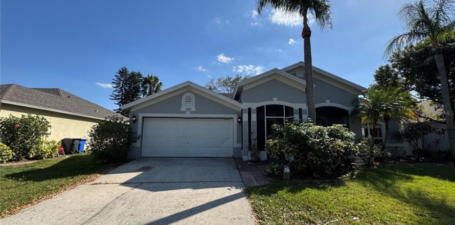 Villa ou maison à Brandon, Floride 4 chambres, 215.72 m2 № 1569112