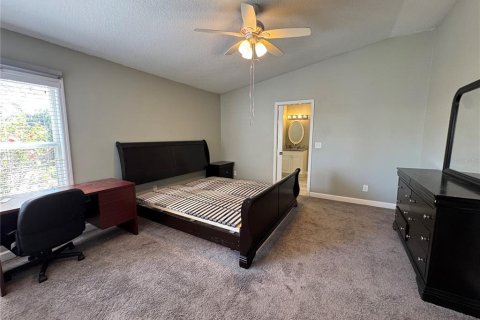 Villa ou maison à louer à Brandon, Floride: 4 chambres, 215.72 m2 № 1569112 - photo 19