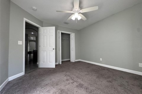 Villa ou maison à louer à Brandon, Floride: 4 chambres, 215.72 m2 № 1569112 - photo 30