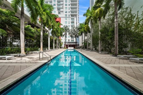 Купить кондоминиум в Майами, Флорида 1 спальня, 61.5м2, № 1970127 - фото 17