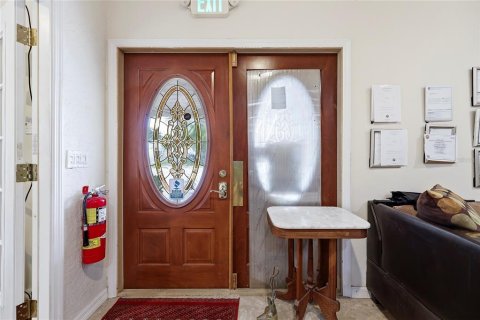 Immobilier commercial à vendre à Mims, Floride: 221.01 m2 № 2228179 - photo 9