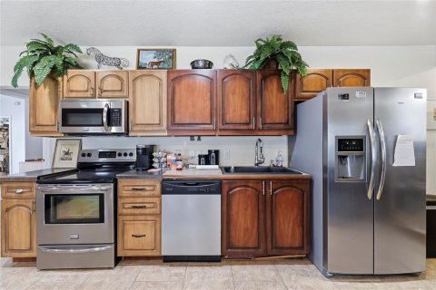 Immobilier commercial à vendre à Mims, Floride: 221.01 m2 № 2228179 - photo 17