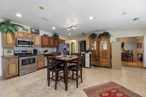 Immobilier commercial à vendre à Mims, Floride: 221.01 m2 № 2228179 - photo 15