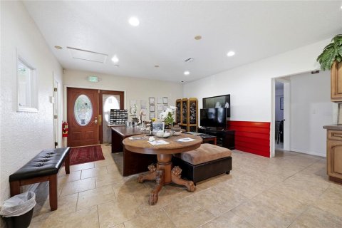 Immobilier commercial à vendre à Mims, Floride: 221.01 m2 № 2228179 - photo 12