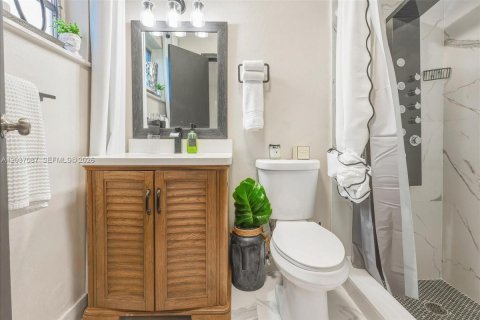 Casa en venta en Sunrise, Florida, 3 dormitorios, 173.17 m2 № 2178434 - foto 15