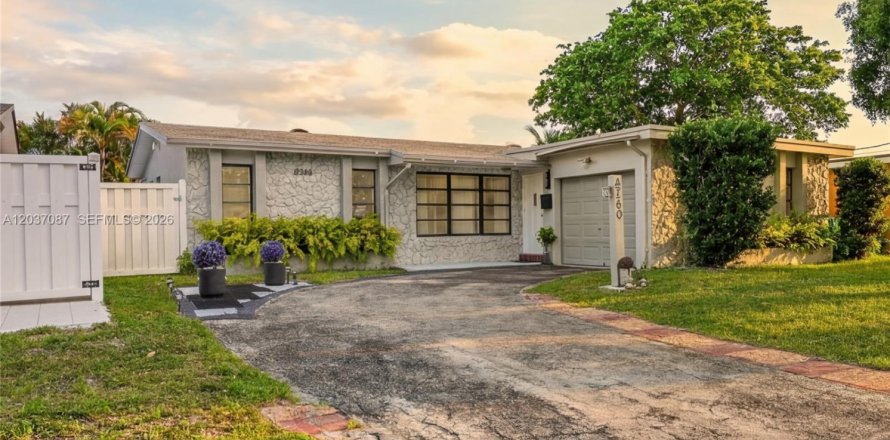 Casa en Sunrise, Florida 3 dormitorios, 173.17 m2 № 2178434