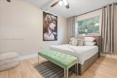 Casa en venta en Sunrise, Florida, 3 dormitorios, 173.17 m2 № 2178434 - foto 18
