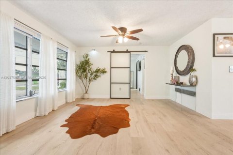Casa en venta en Sunrise, Florida, 3 dormitorios, 173.17 m2 № 2178434 - foto 4
