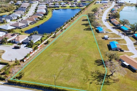 Terreno en venta en Bradenton, Florida № 1553569 - foto 1