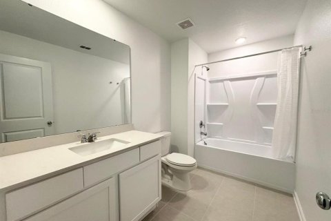 Casa en alquiler en Lake Wales, Florida, 5 dormitorios, 196.21 m2 № 1880989 - foto 7