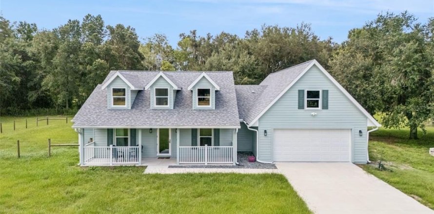 Villa ou maison à Webster, Floride 3 chambres, 168.8 m2 № 2198583