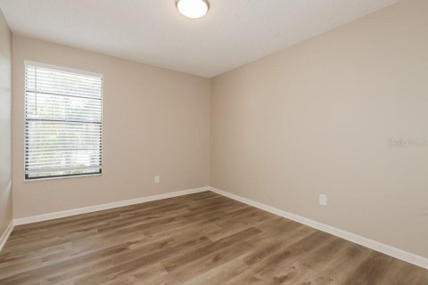 Villa ou maison à louer à Valrico, Floride: 4 chambres, 183.39 m2 № 2433507 - photo 13