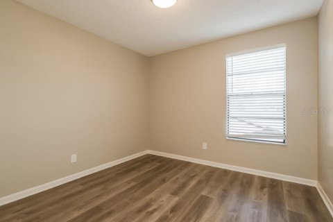 Villa ou maison à louer à Valrico, Floride: 4 chambres, 183.39 m2 № 2433507 - photo 12