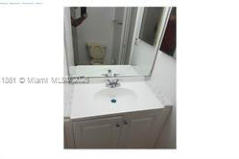 Condominio en venta en Greenacres, Florida, 2 dormitorios, 83.61 m2 № 1755873 - foto 3